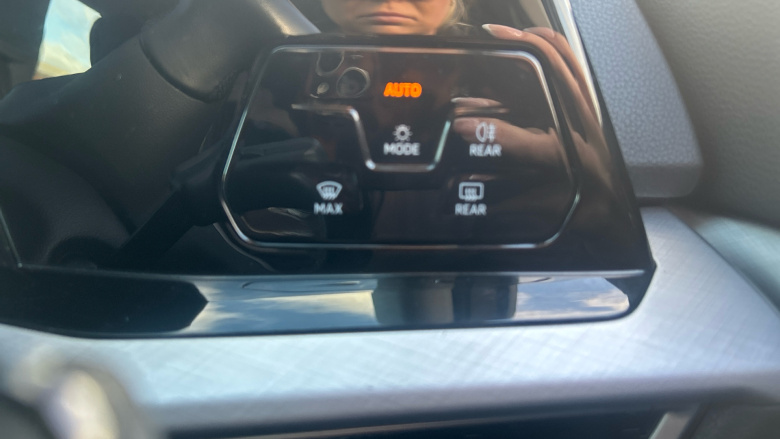 Volkswagen Golf 1.0 TSI Life 5dr Petrol Hatchback